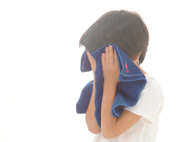 徳島県から 本藍染の フェイスタオル