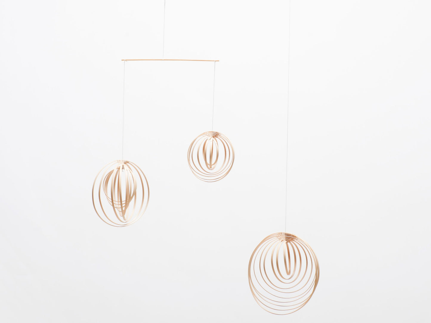 大分県から 竹細工の ベッドメリー