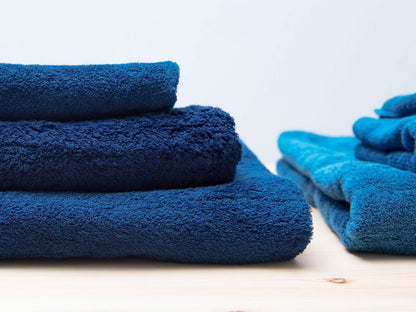 徳島県から 本藍染の フェイスタオル