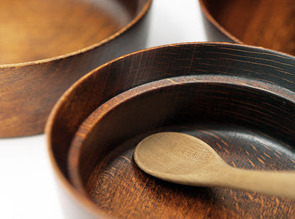 秋田県から 川連漆器拭き漆の こぼしにくい器