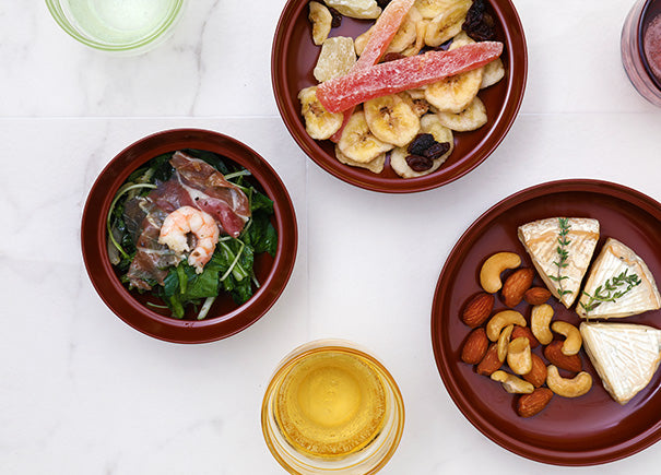 秋田県から 川連漆器花塗りの こぼしにくい器｜出産祝いの通販サイト