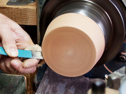 石川県から 山中漆器の こぼしにくい器