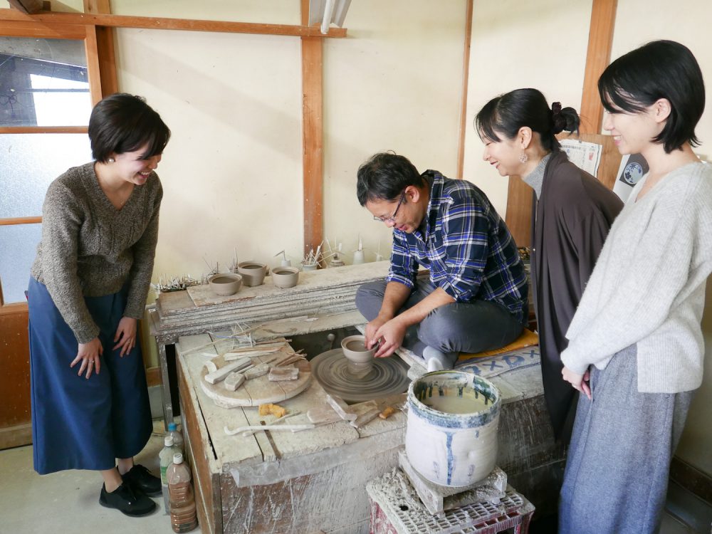 愛知県から瀬戸焼のこぼしにくい器